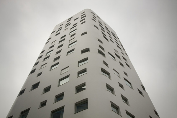 sia-aoyama