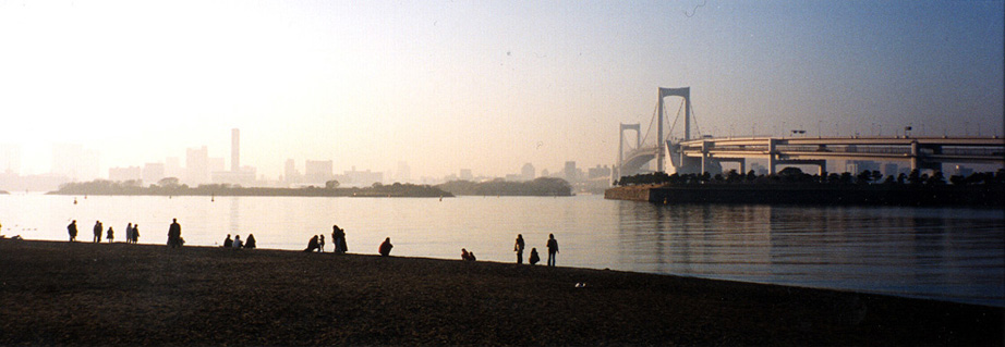 Odaiba et Rainbow Bridge sur Tokyo Bay